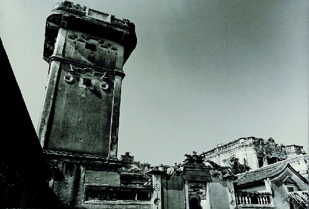 藏品:廢墟迷走II:遠離家園的(46)張圖片