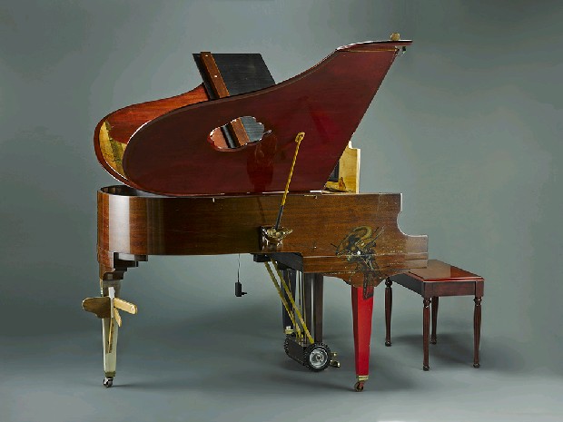 藏品:尼卡諾．阿貝拉多平臺鋼琴計畫的(2)張圖片