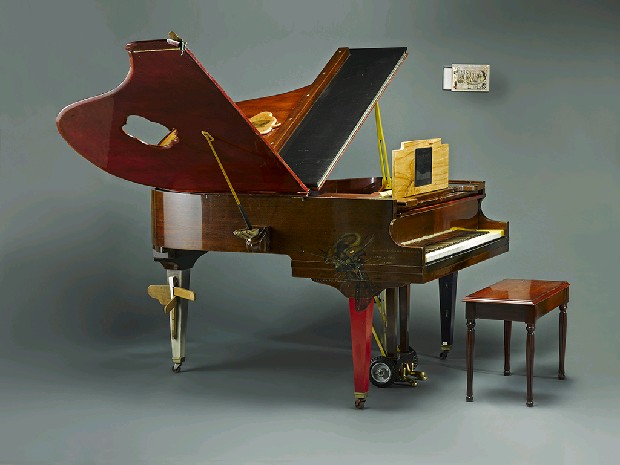 藏品:尼卡諾．阿貝拉多平臺鋼琴計畫的(4)張圖片