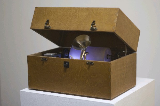 藏品:開箱作業系列-噪聲機的(2)張圖片